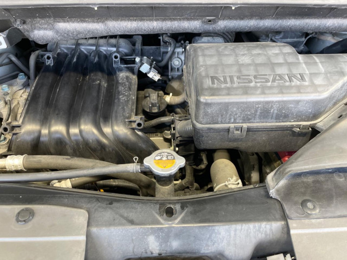 2015 Nissan Serena DAA-HFC26 (UW-6a0930f79e6de)[7]