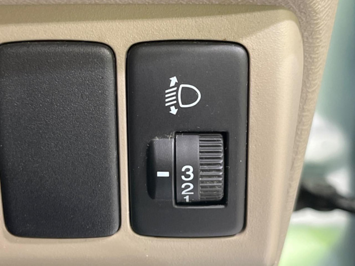 2009 Honda Life CBA-JC2 (UW-6a09310380a70)[18]