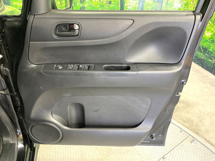 2012 Honda N-BOX CUSTOM DBA-JF1 (UW-6a093103b04e1)[25]
