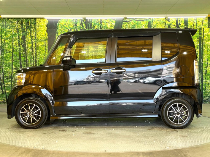2012 Honda N-BOX CUSTOM DBA-JF1 (UW-6a093103b04e1)[12]