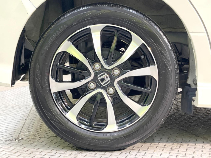 2018 Honda N-BOX CUSTOM DBA-JF3 (UW-6a093107f100e)[21]