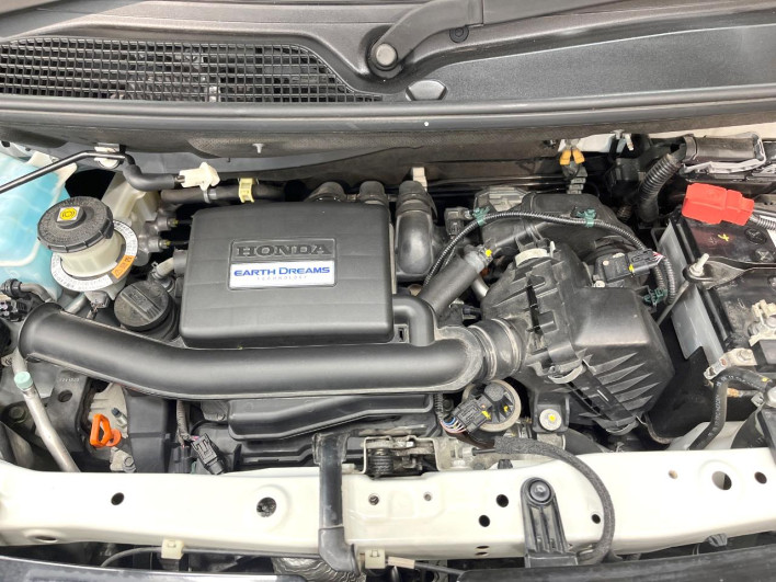 2018 Honda N-BOX CUSTOM DBA-JF3 (UW-6a093107f100e)[4]