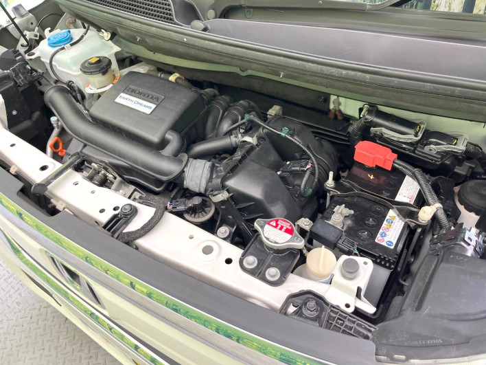 2018 Honda N-BOX DBA-JF3 (UW-6a0931081627c)[8]