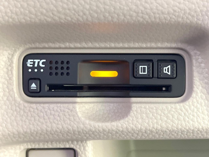 2018 Honda N-BOX DBA-JF3 (UW-6a0931081627c)[25]