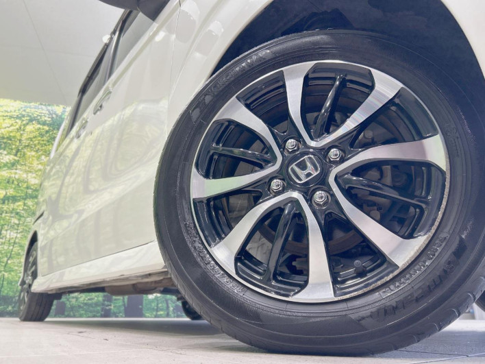 2018 Honda N-BOX CUSTOM DBA-JF3 (UW-6a093108969e8)[19]