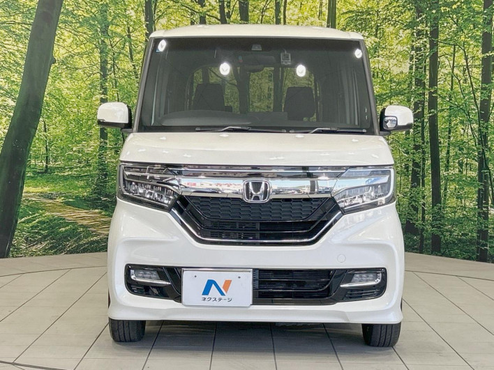 2018 Honda N-BOX CUSTOM DBA-JF3 (UW-6a093108969e8)[11]
