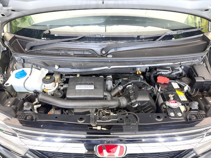 2019 Honda N-BOX CUSTOM DBA-JF3 (UW-6a09310a472ba)[4]