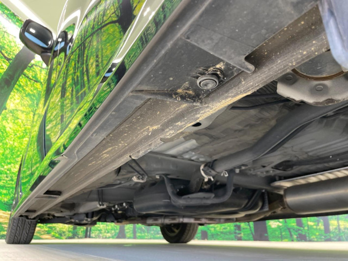 2018 Honda N-BOX CUSTOM DBA-JF3 (UW-6a09310c319a2)[12]