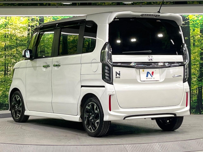 2018 Honda N-BOX CUSTOM DBA-JF3 (UW-6a09310c57264)[11]