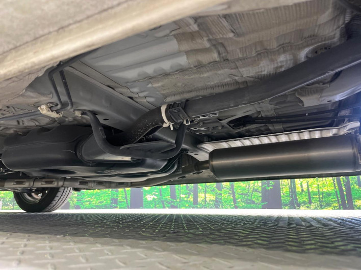 2018 Honda N-BOX CUSTOM DBA-JF3 (UW-6a09310c57264)[17]