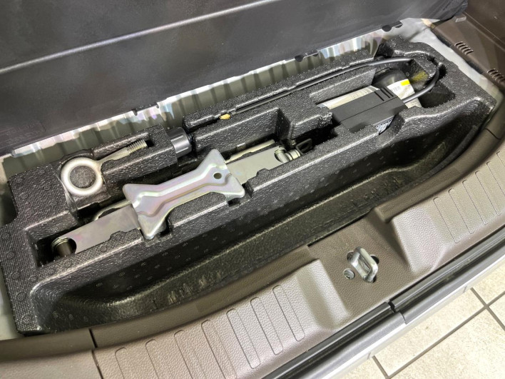 2023 Honda N-BOX 6BA-JF3 (UW-6a093112e010b)[22]