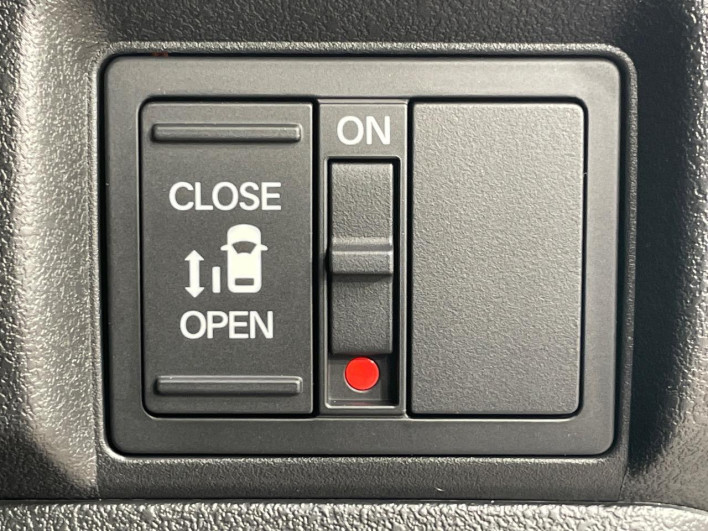 2026 Honda N-BOX CUSTOM 6BA-JF5 (UW-6a093119a9f75)[20]