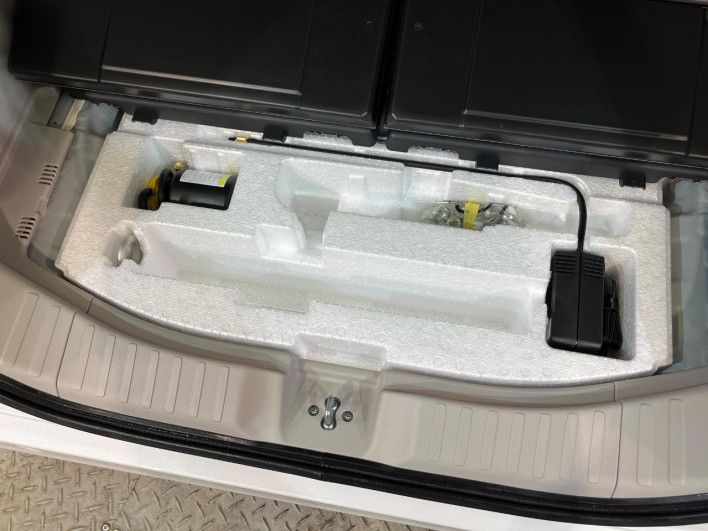 2024 Honda N-BOX 6BA-JF6 (UW-6a09311b2106d)[24]