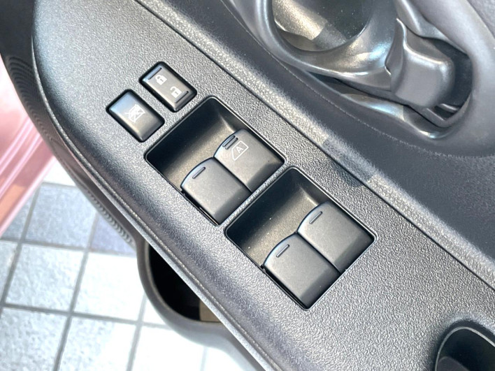 2017 Nissan March DBA-K13 (UW-6a093123f0242)[11]