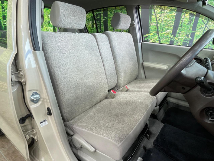 2012 Toyota Passo DBA-KGC30 (UW-6a09312bc3e2f)[9]