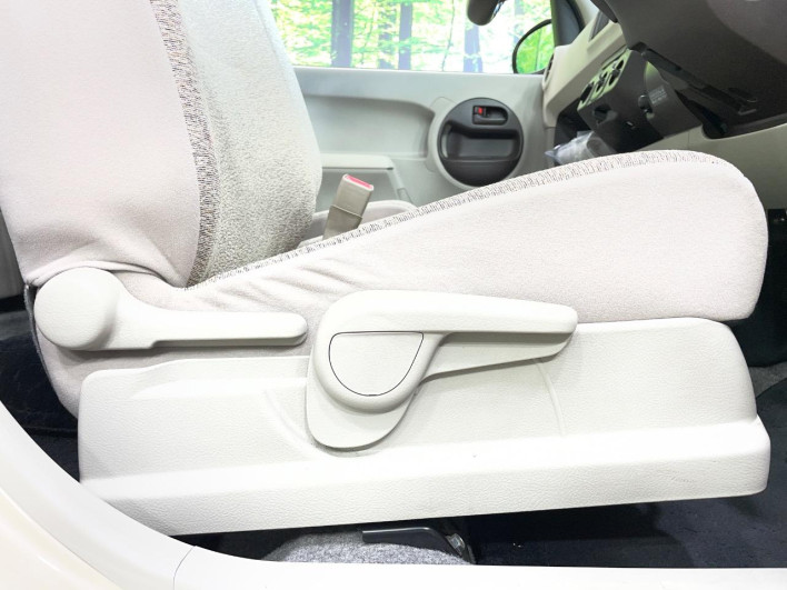2012 Toyota Passo DBA-KGC30 (UW-6a09312bc3e2f)[8]