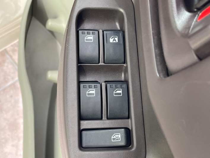 2012 Toyota Passo DBA-KGC30 (UW-6a09312bc3e2f)[7]