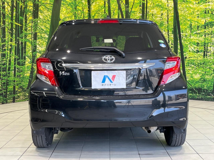 2016 Toyota Vitz DBA-KSP130 (UW-6a09312fdb4eb)[25]
