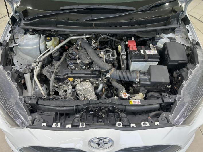 2021 Toyota Yaris 5BA-KSP210 (UW-6a0931309e704)[4]