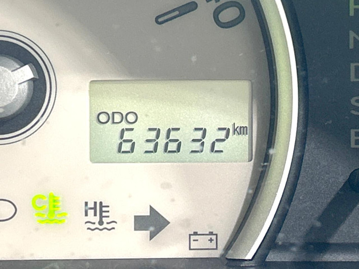 2014 Daihatsu Mira Cocoa DBA-L675S (UW-6a09313408b5a)[2]