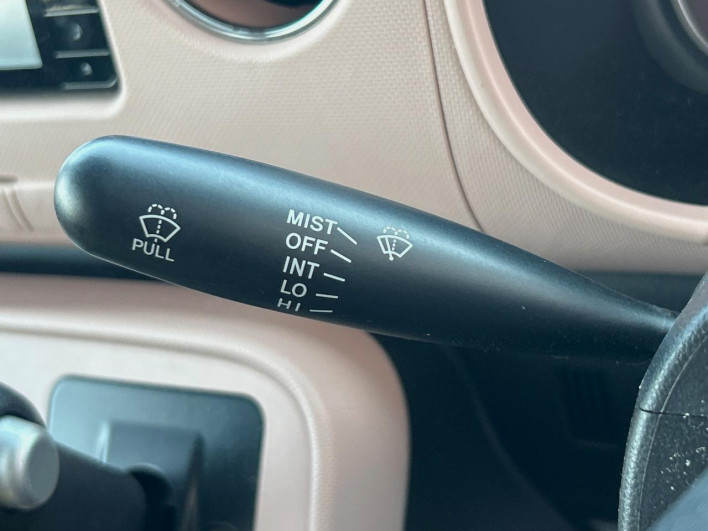 2016 Daihatsu Mira Cocoa DBA-L675S (UW-6a0931342e5f2)[28]