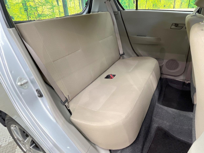 2013 Daihatsu Mirai Ease DBA-LA300S (UW-6a0931386ed74)[26]
