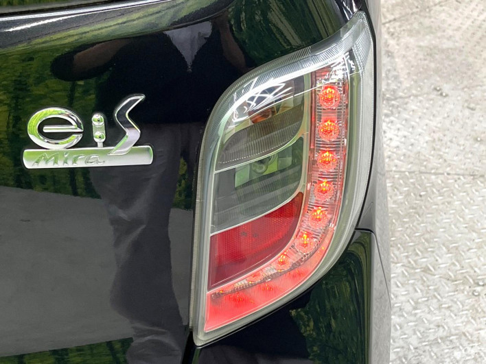 2015 Daihatsu Mirai Ease DBA-LA300S (UW-6a093138eca4f)[21]