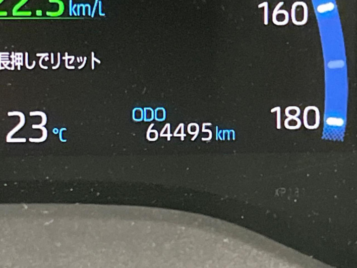 2022 Toyota Yaris Cross 6AA-MXPJ15 (UW-6a09318e90113)[2]