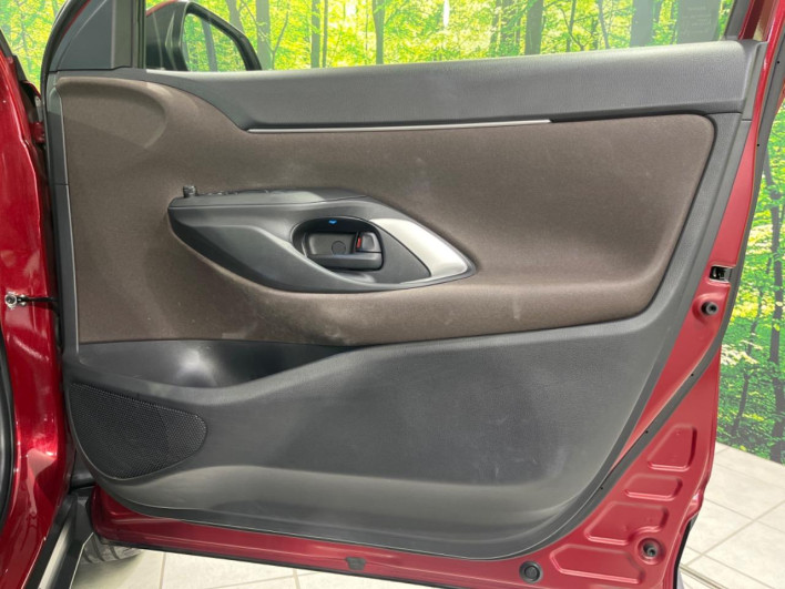 2022 Toyota Yaris Cross 6AA-MXPJ15 (UW-6a09318e90113)[25]