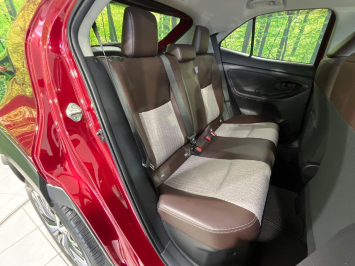 2022 Toyota Yaris Cross 6AA-MXPJ15 (UW-6a09318e90113)[15]