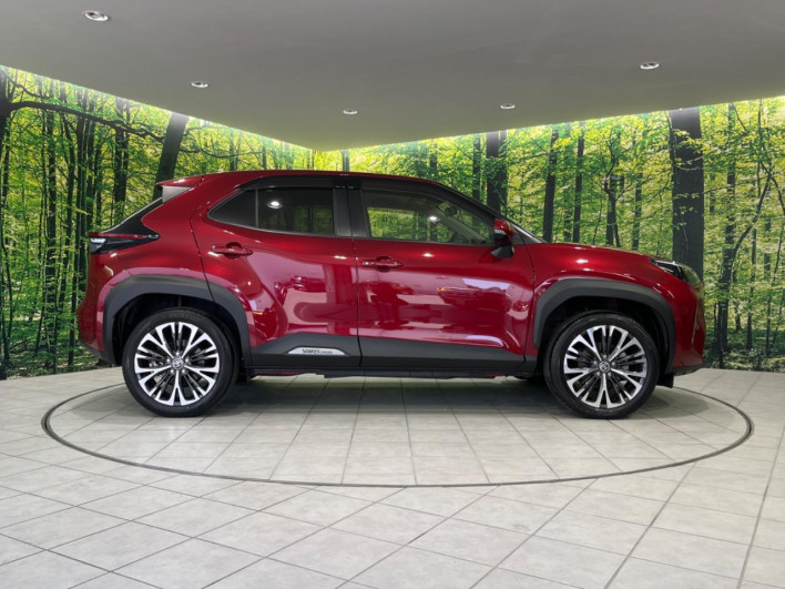 2022 Toyota Yaris Cross 6AA-MXPJ15 (UW-6a09318e90113)[9]