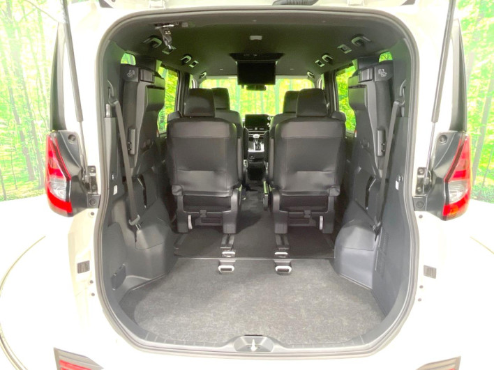 2023 Toyota Noah 6BA-MZRA90W (UW-6a09319cd8c51)[7]