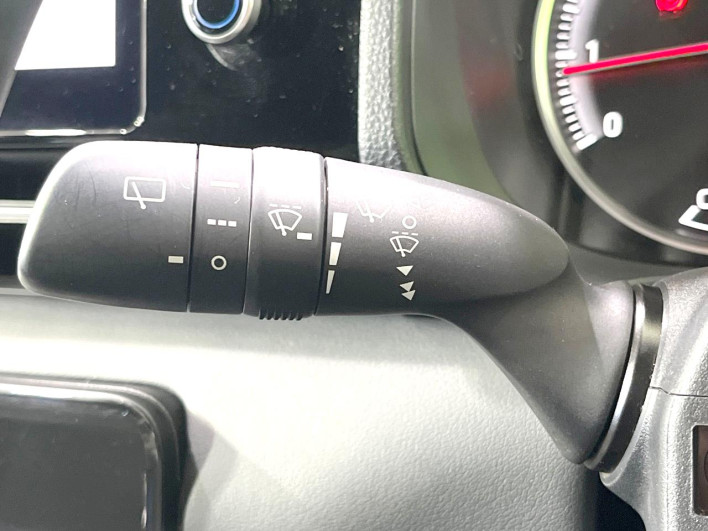 2023 Toyota Noah 6BA-MZRA90W (UW-6a09319cd8c51)[20]