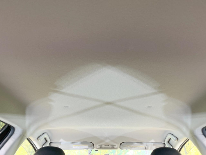 2014 Toyota Aqua DAA-NHP10 (UW-6a0931a1326ef)[27]