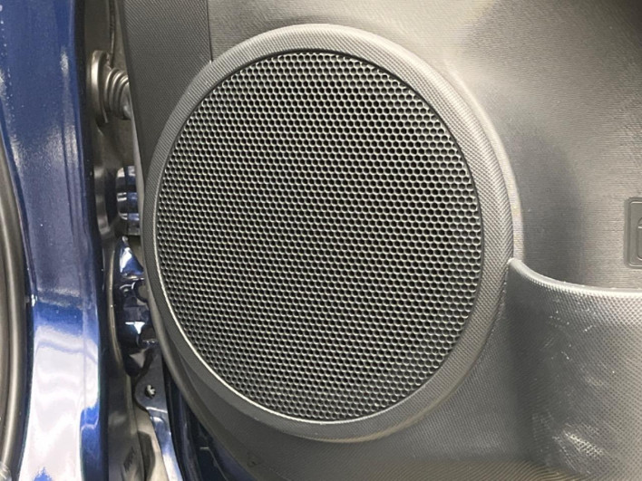 2019 Toyota Aqua DAA-NHP10 (UW-6a0931a20287b)[21]