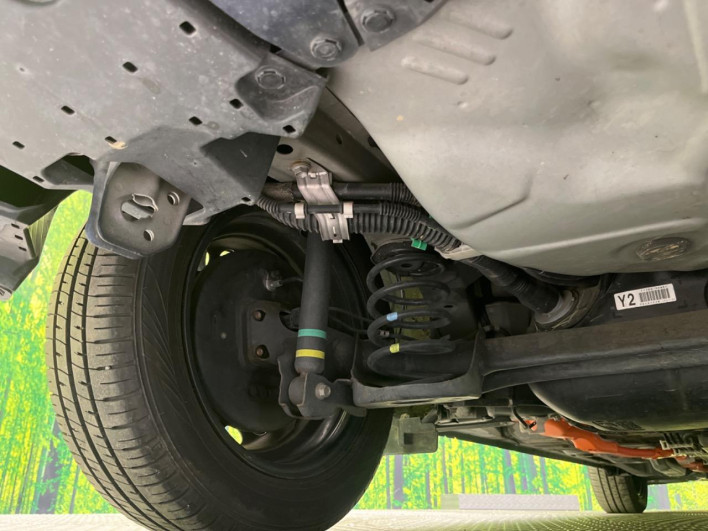 2019 Toyota Aqua DAA-NHP10 (UW-6a0931a20287b)[17]