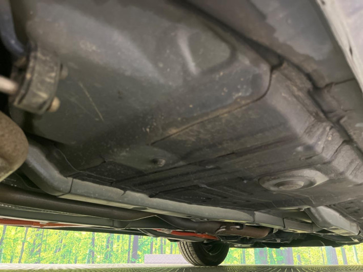 2019 Toyota Aqua DAA-NHP10 (UW-6a0931a20287b)[19]