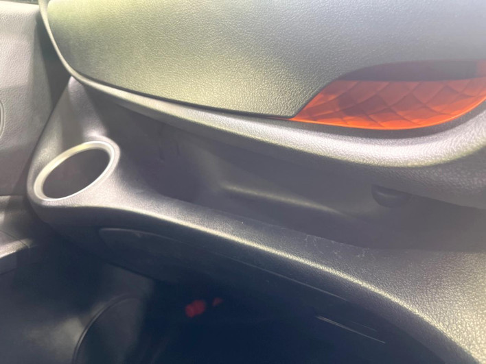 2017 Toyota Sienta DAA-NHP170G (UW-6a0931a682c78)[26]
