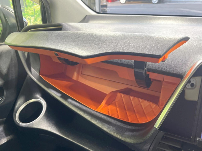 2017 Toyota Sienta DAA-NHP170G (UW-6a0931a682c78)[25]
