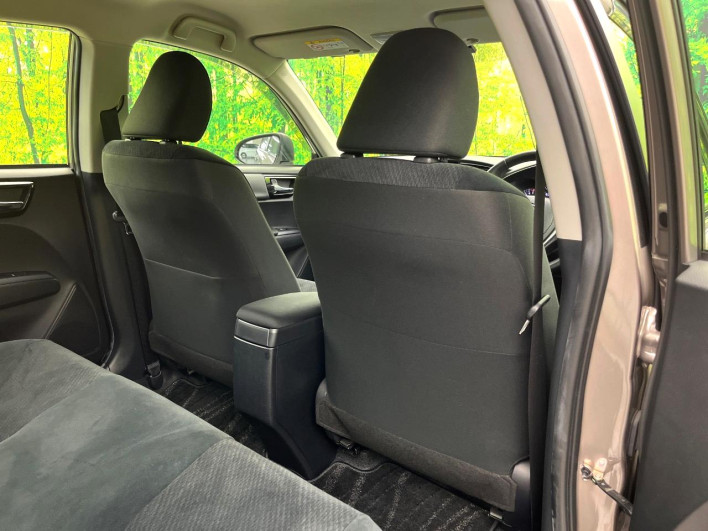 2019 Toyota Corolla Axio DBA-NRE161 (UW-6a0931a7821eb)[11]