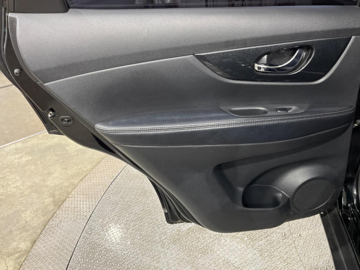2015 Nissan X-Trail DBA-NT32 (UW-6a0931aa98511)[26]