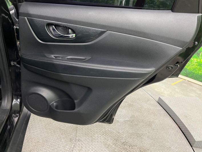2015 Nissan X-Trail DBA-NT32 (UW-6a0931aa98511)[29]