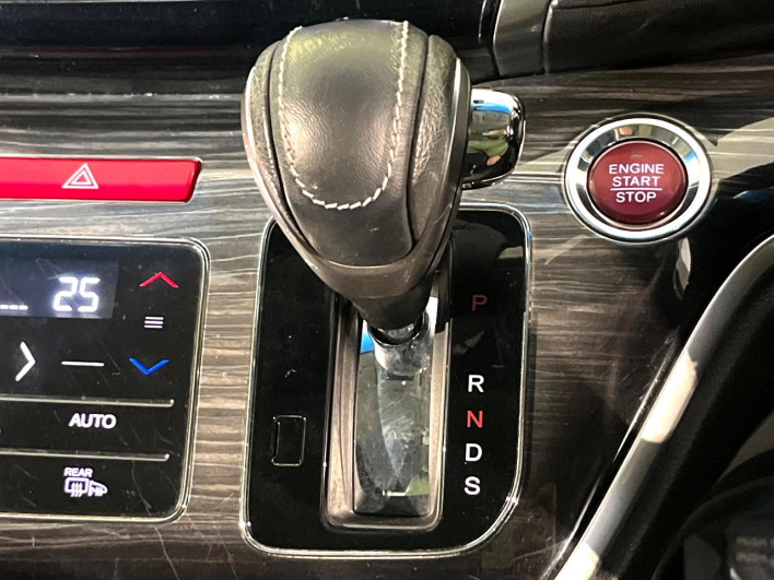 2013 Honda Odyssey DBA-RC1 (UW-6a0931ae7c94d)[19]
