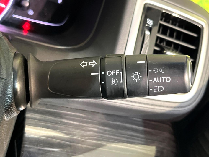 2013 Honda Odyssey DBA-RC1 (UW-6a0931ae7c94d)[28]