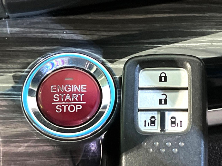 2013 Honda Odyssey DBA-RC1 (UW-6a0931ae7c94d)[16]