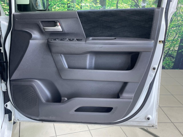 2012 Honda Step Wagon DBA-RK2 (UW-6a0931af5c3c8)[5]