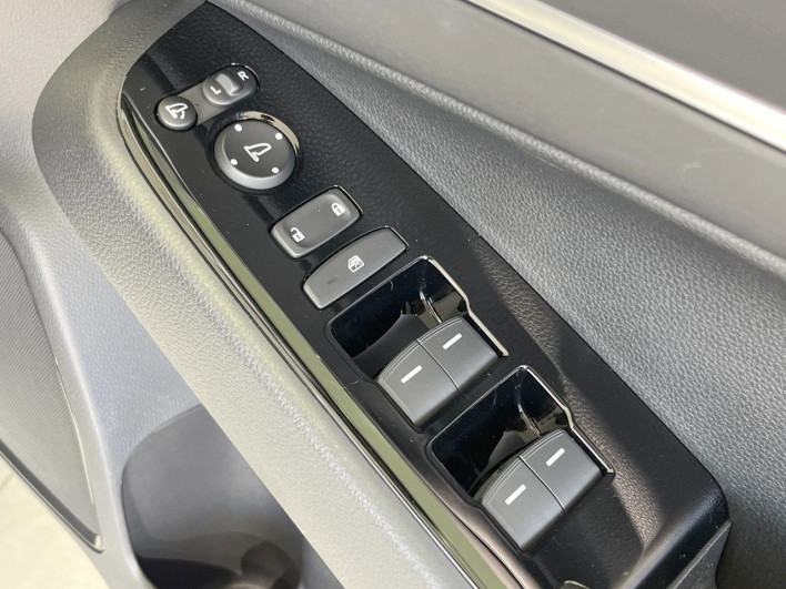 2021 Honda VEZEL 6AA-RV5 (UW-6a0931b4abb75)[26]