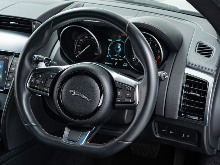 2017 Jaguar F Type DBA-J60XB (UW-6a0931bbba033)[19]