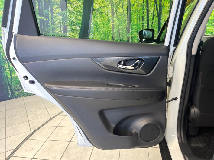 2015 Nissan X-Trail DBA-T32 (UW-6a0931c2412a0)[21]