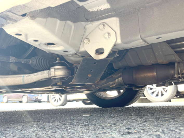 2011 Nissan Elgrand DBA-TE52 (UW-6a0931c2d30ef)[22]
